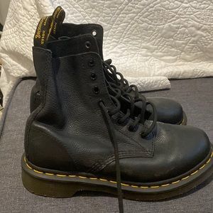 Dr. Martens Pascal 1460s